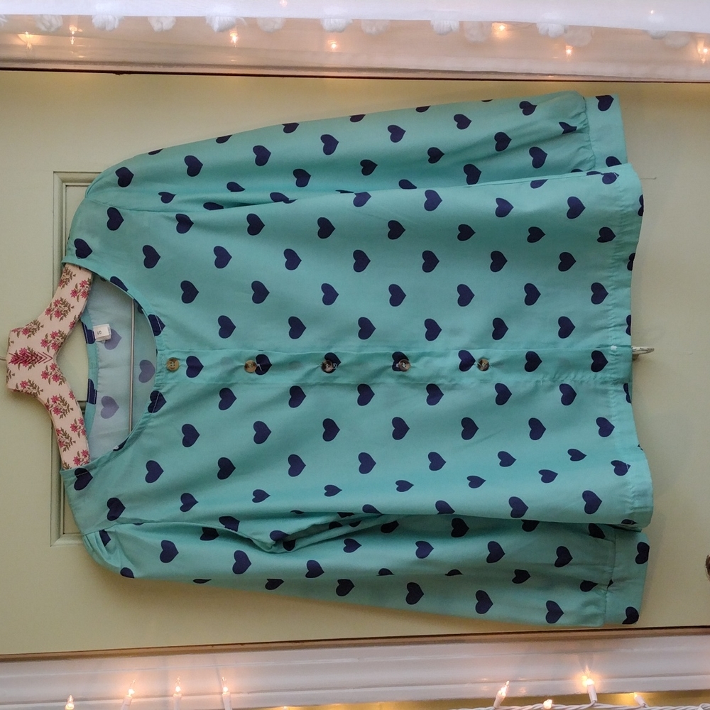 Women's Super adorable heart print navy seafoam turquoise aqua teal small blouse